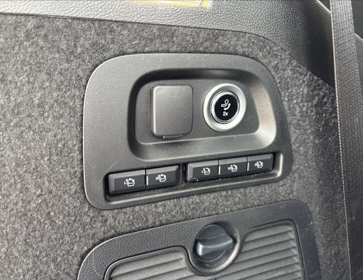 Ford Galaxy SUV / Terénní 2,0 l 110 kw