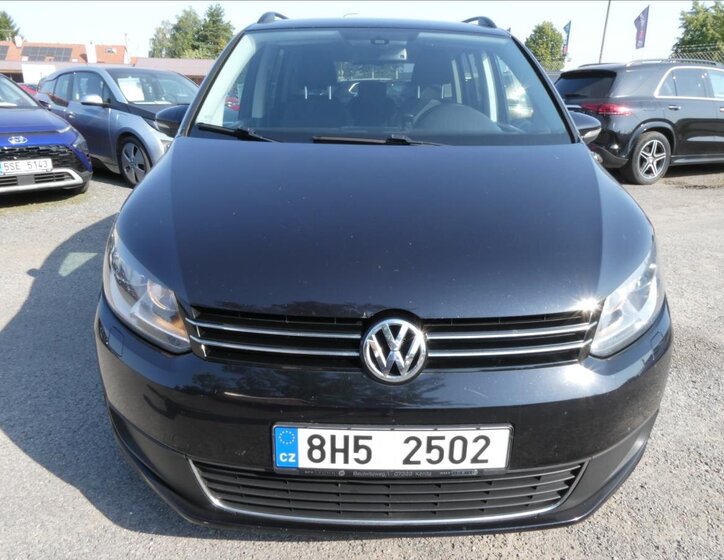 Volkswagen Touran 3
