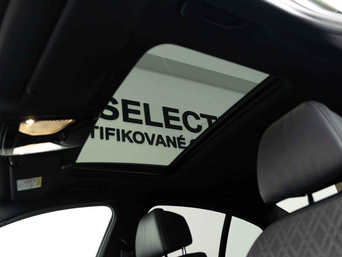 BMW Řada 5 Sedan / Limuzína 4,4 l 390 kw