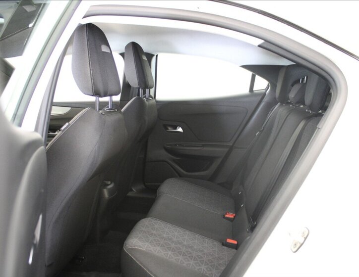 Opel Mokka SUV / Terénní 1,5 l 81 kw