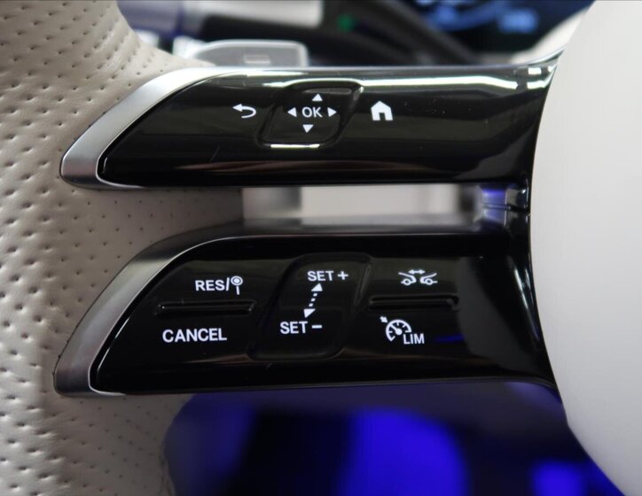 Mercedes-Benz Třídy S Sedan 3,0 l 230 kw