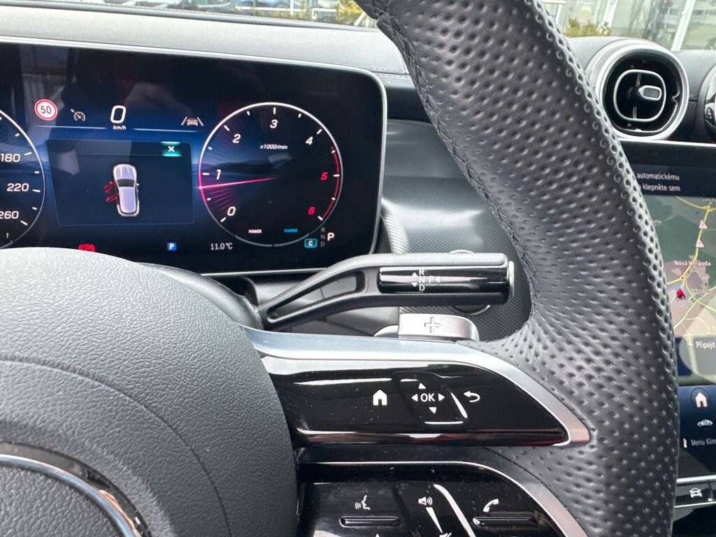 Mercedes-Benz GLC SUV / Terénní 2,0 l 145 kw