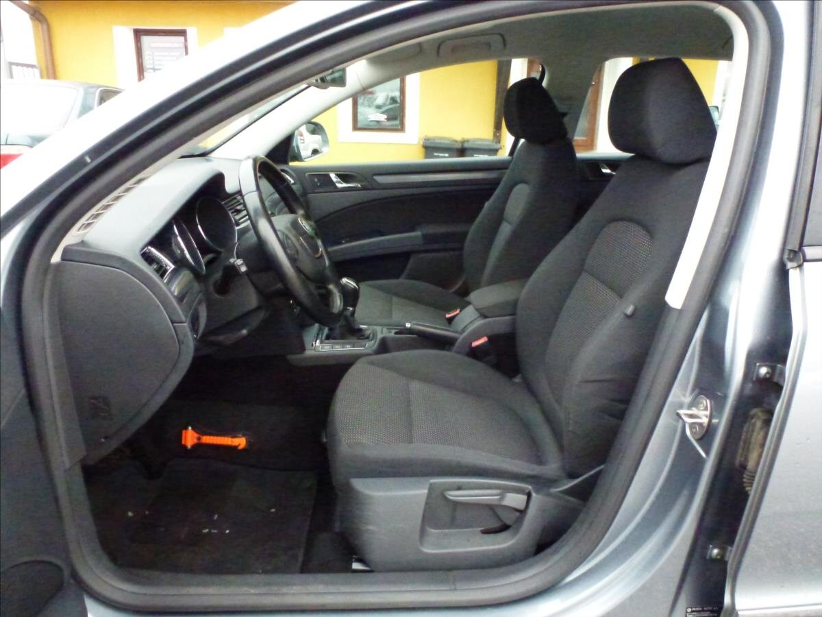 Škoda Superb Kombi 1,6 l 77 kw