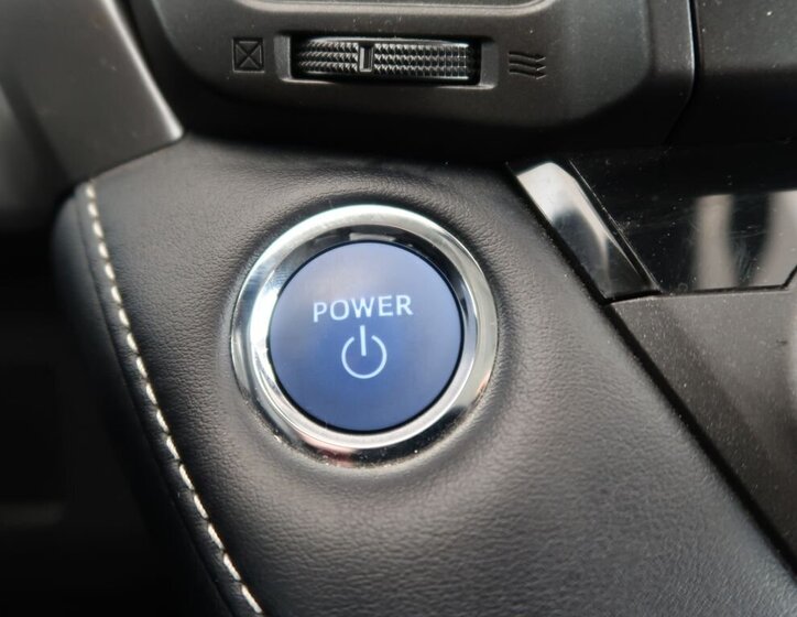 Toyota RAV4 SUV / Terénní 2,5 l 114 kw