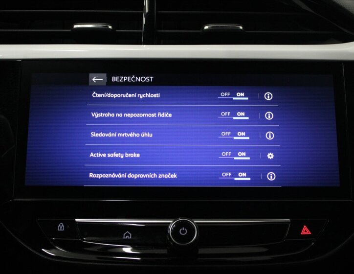 Opel Corsa Hatchback 1,2 l 55 kw