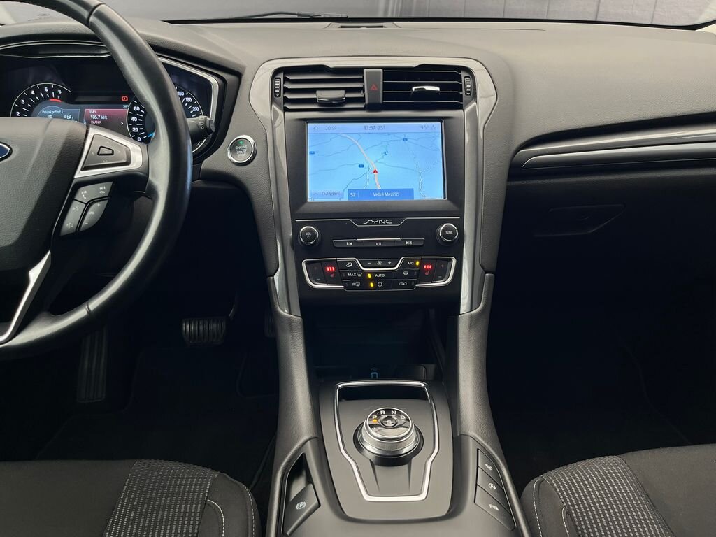 Ford Mondeo Liftback 2,0 l 110 kw