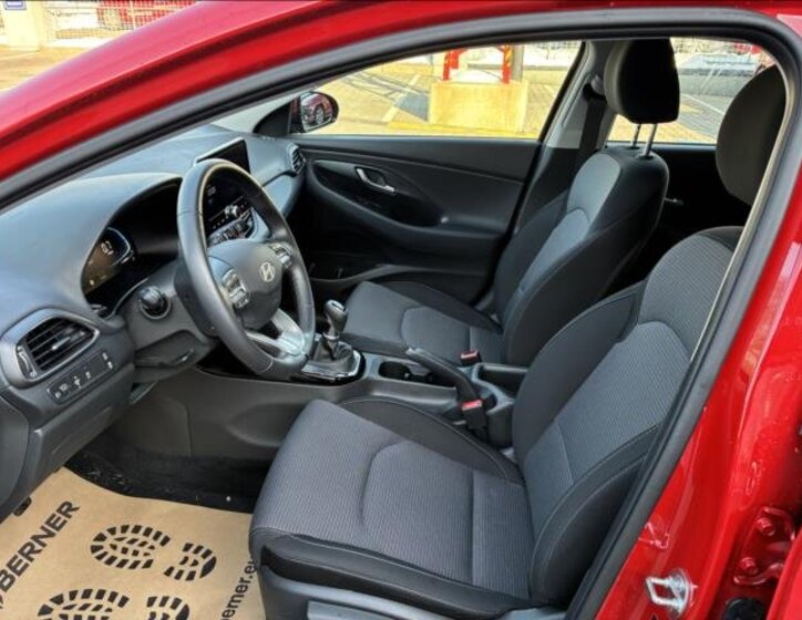 Hyundai i30 Kombi 1,5 l 70 kw