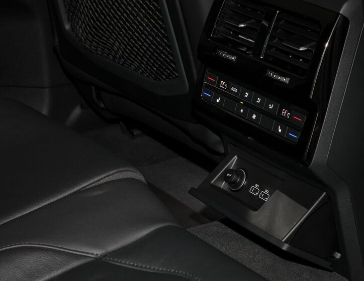 Volkswagen Touareg 19