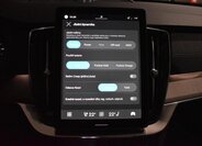 Volvo XC90 SUV / Terénní 2,0 l 228 kw