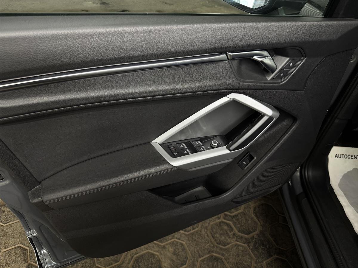 Audi Q3 SUV / Terénní 2,0 l 170 kw