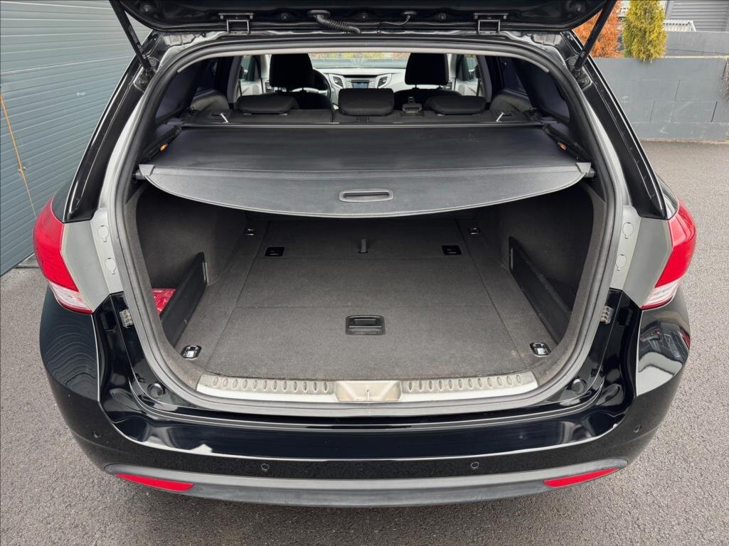 Hyundai i40 Kombi 1,6 l 99 kw