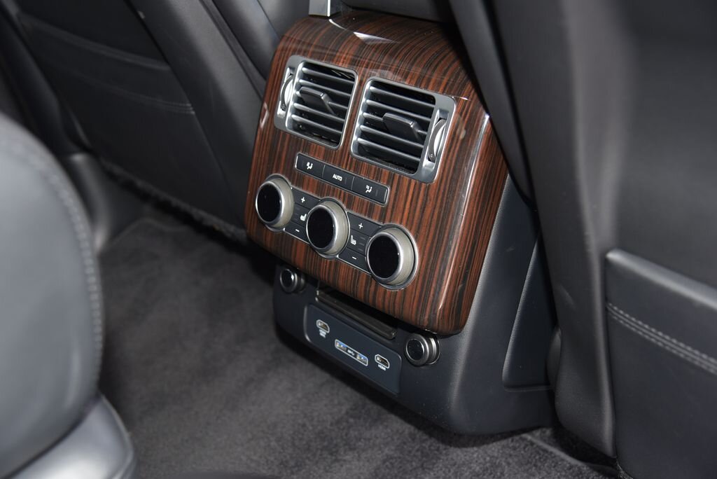 Land Rover Range Rover SUV / Terénní 4,4 l 250 kw