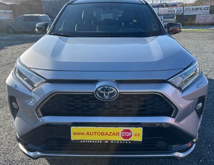 Toyota RAV4 2