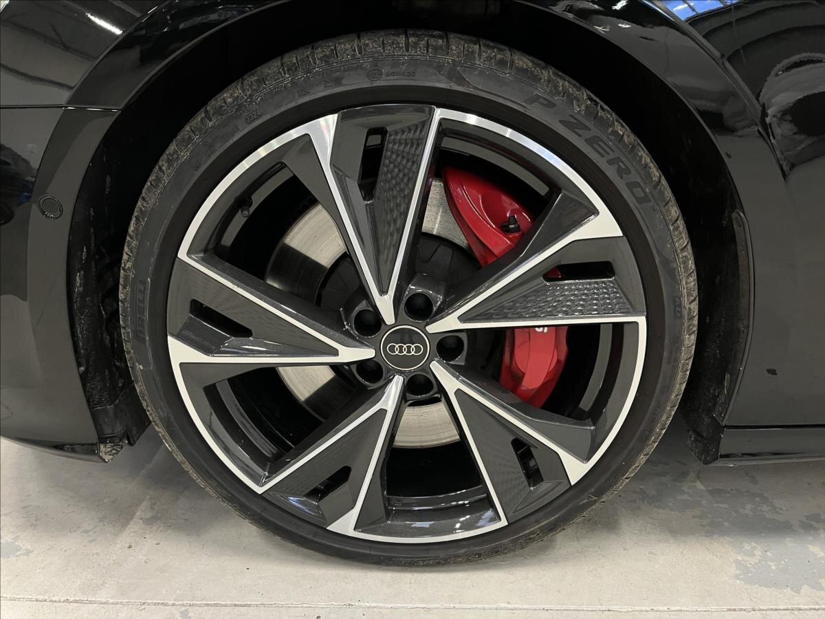 Audi S6 Kombi 3,0 l 253 kw