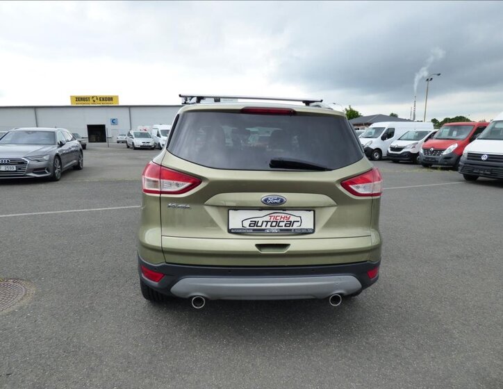 Ford Kuga SUV / Terénní 2,0 l 110 kw