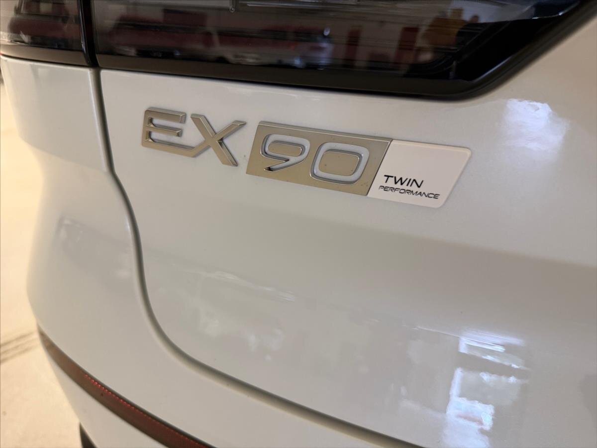 Volvo EX90 SUV / Terénní 0,0 380 kw