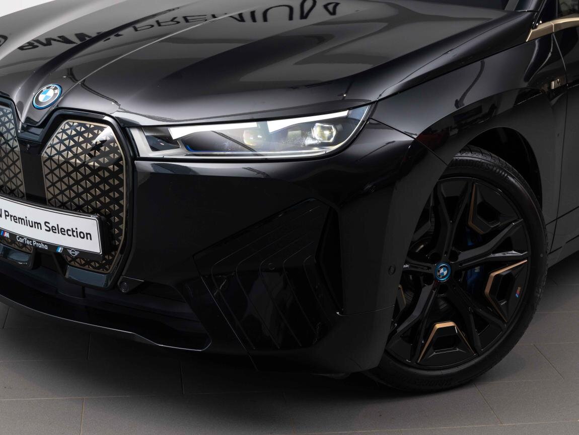 BMW iX SUV 0,0 455 kw