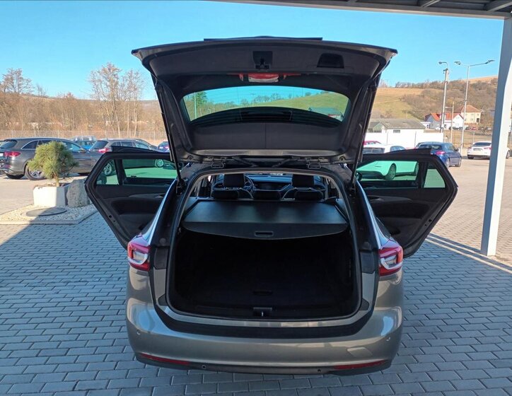 Opel Insignia Kombi 1,6 l 81 kw