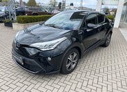 Toyota C-HR SUV / Terénní 1,8 l 72 kw