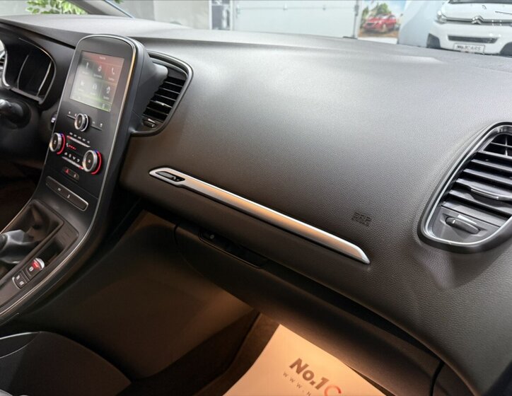 Renault Scénic MPV 1,2 l 85 kw