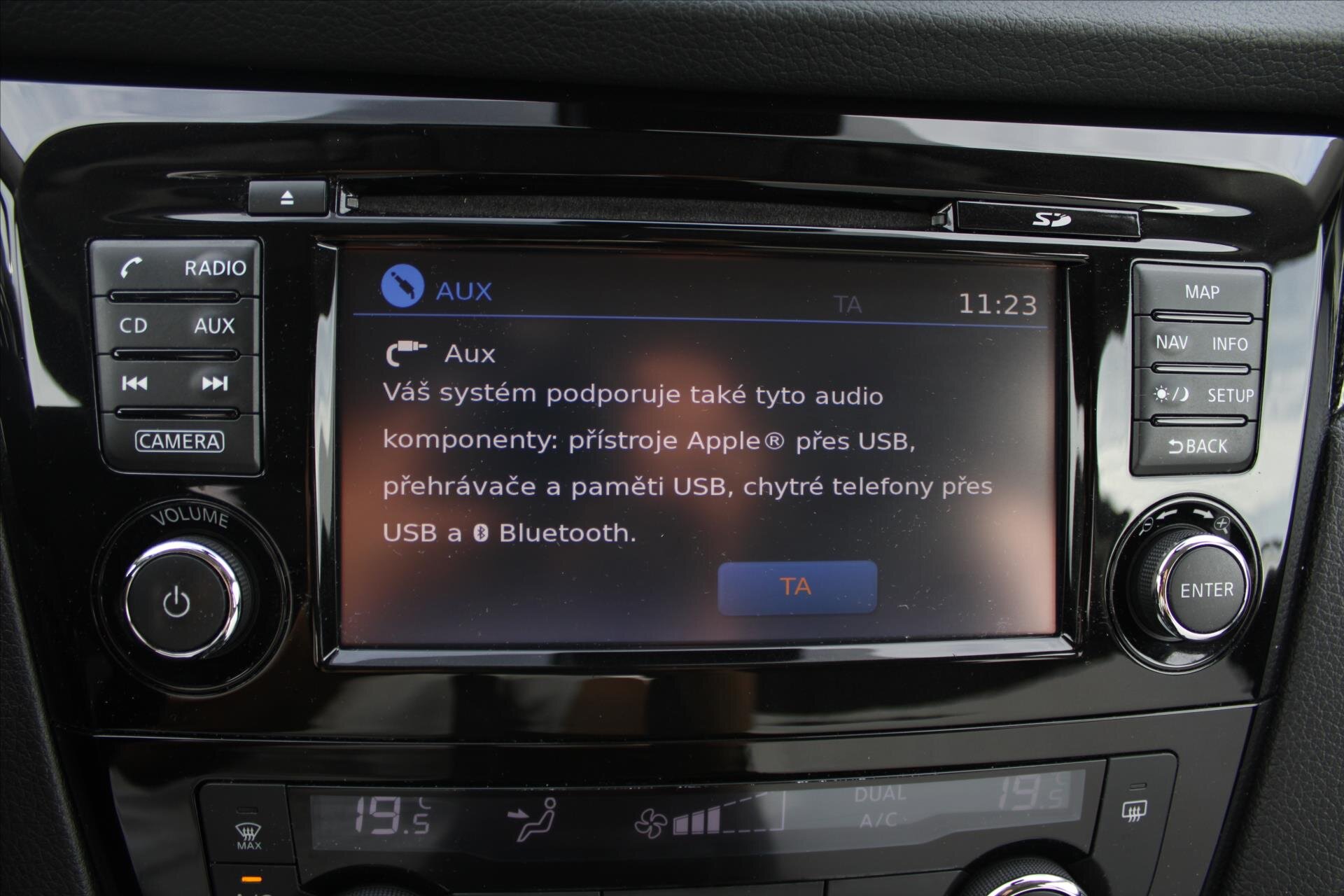 Nissan X-Trail SUV / Terénní 1,6 l 96 kw