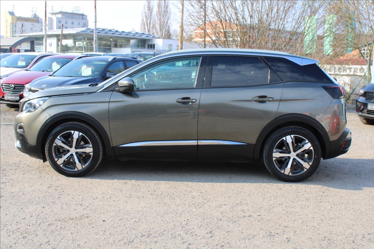 Peugeot 3008 SUV / Terénní 1,2 l 96 kw