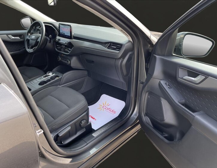 Ford Kuga SUV / Terénní 1,5 l 88 kw