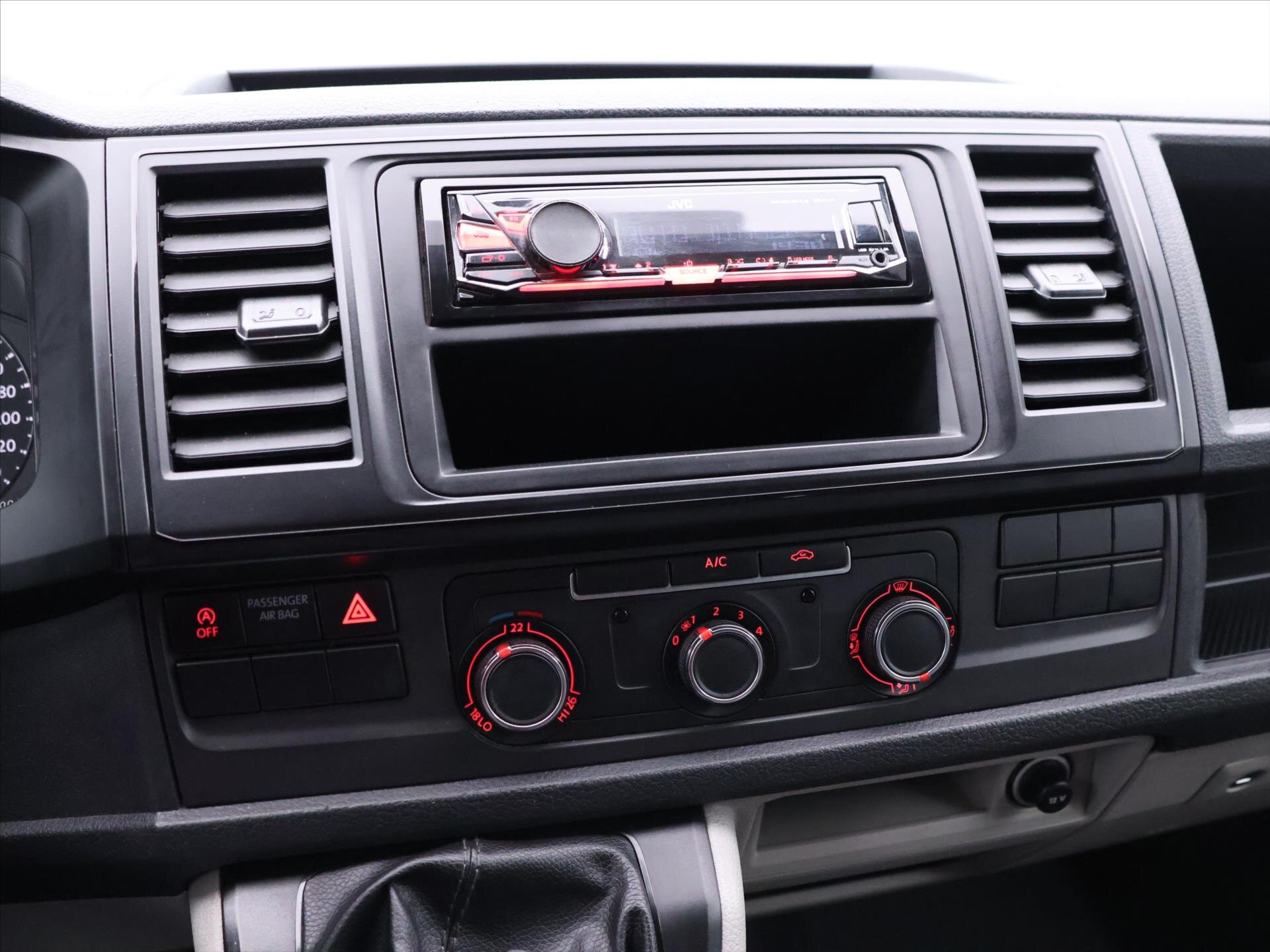 Volkswagen Transporter Skříň 2,0 l 75 kw