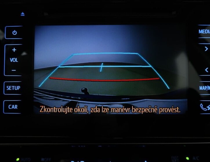 Toyota Auris Kombi 1,6 l 97 kw