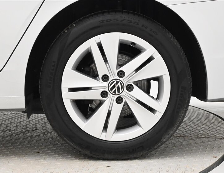 Volkswagen Golf Kombi 2,0 l 110 kw