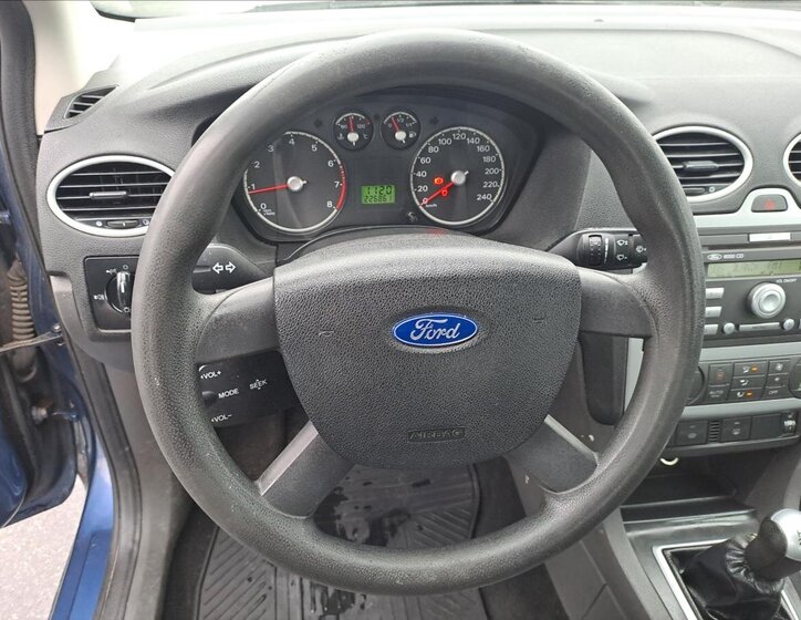 Ford Focus Hatchback 1,6 l 74 kw