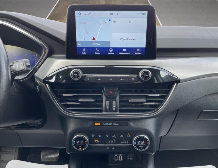 Ford Kuga SUV / Terénní 1,5 l 88 kw