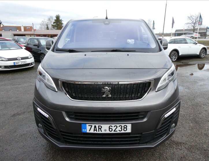 Peugeot Traveller MPV 2,0 l 130 kw