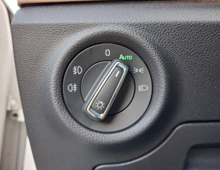 Škoda Scala Hatchback 1,6 l 85 kw