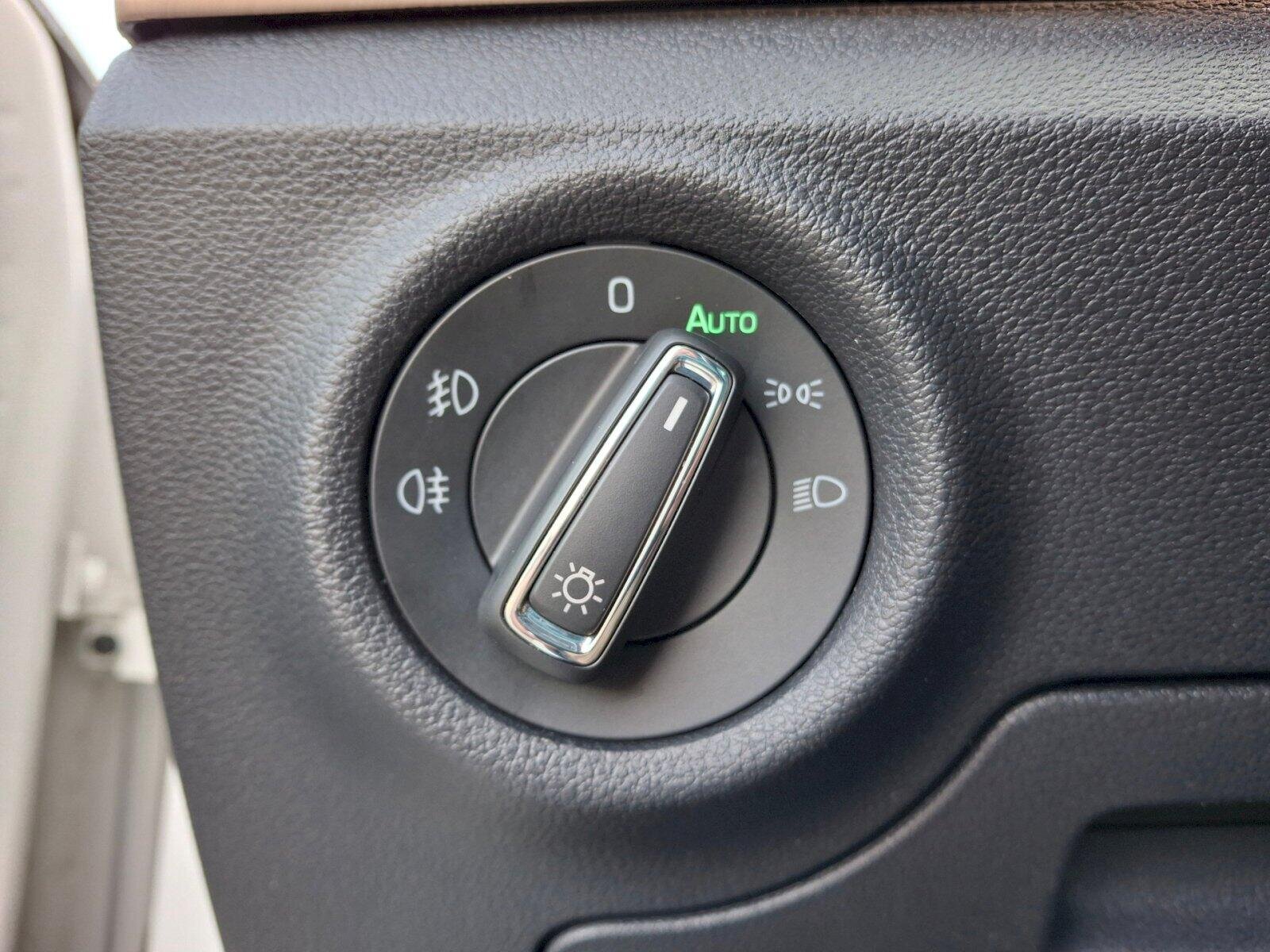 Škoda Scala Hatchback 1,6 l 85 kw