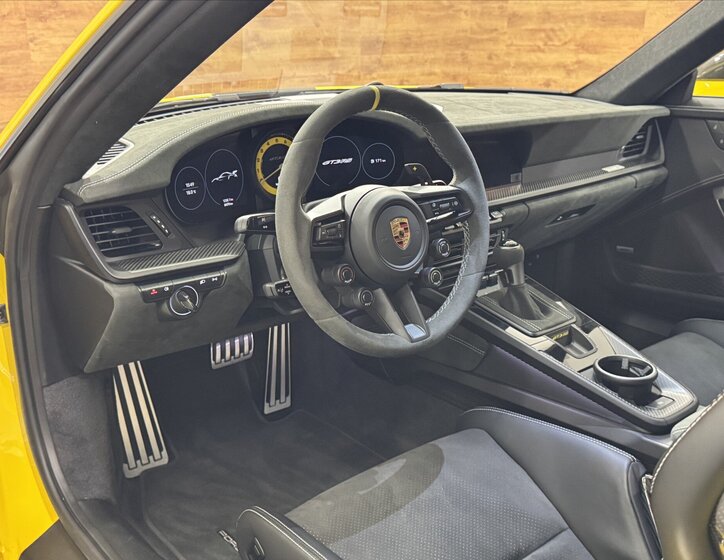 Porsche 911 Kupé 4,0 l 386 kw