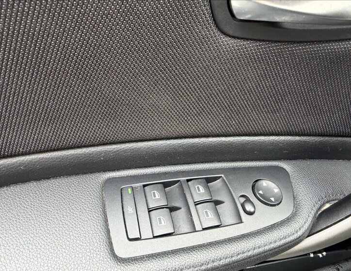 BMW Řada 1 Hatchback 2,0 l 105 kw