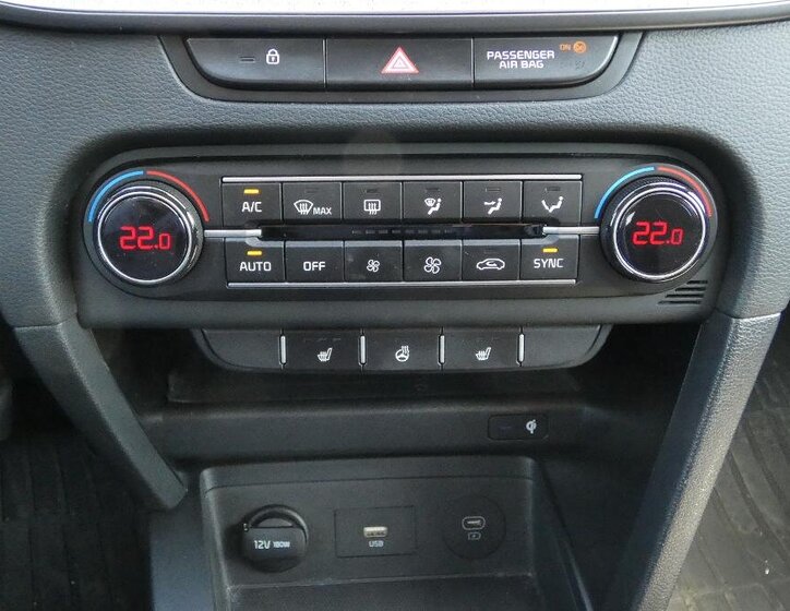 KIA Ceed Kombi 1,5 l 117 kw