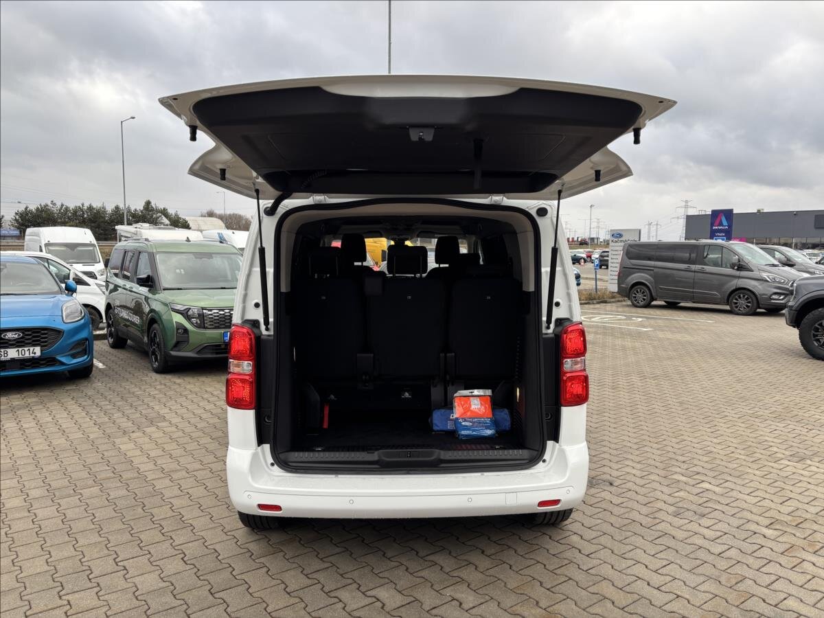 Peugeot Traveller Kombi 2,0 l 110 kw