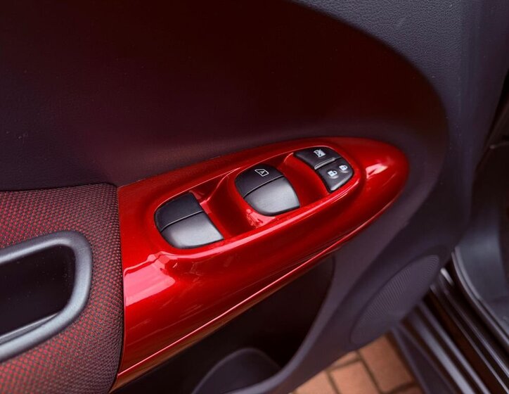 Nissan Juke Hatchback 1,6 l 86 kw