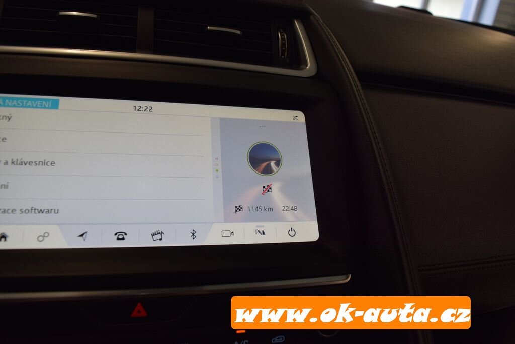 Jaguar F-Pace SUV 2,0 l 110 kw