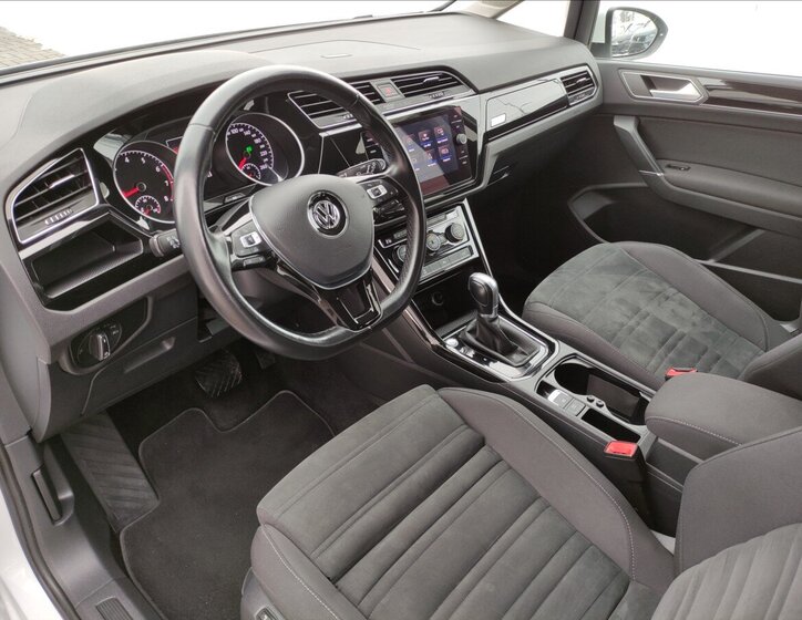 Volkswagen Touran MPV 1,8 l 132 kw