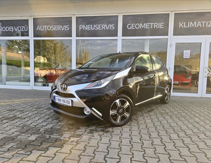 Toyota Aygo Hatchback 998,0 50 kw