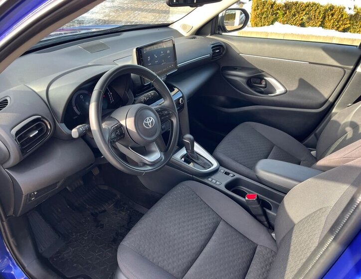 Toyota Yaris Cross 15