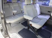 Volkswagen Caravelle 42