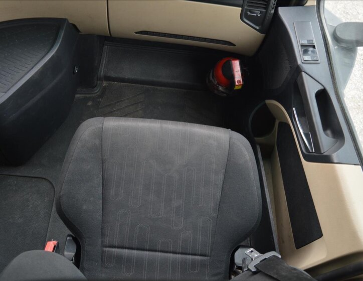 Mercedes-Benz Ostatní Ostatní 0,0 330 kw