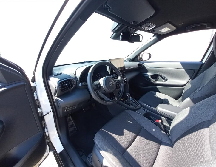 Toyota Yaris Cross SUV / Terénní 1,5 l 68 kw