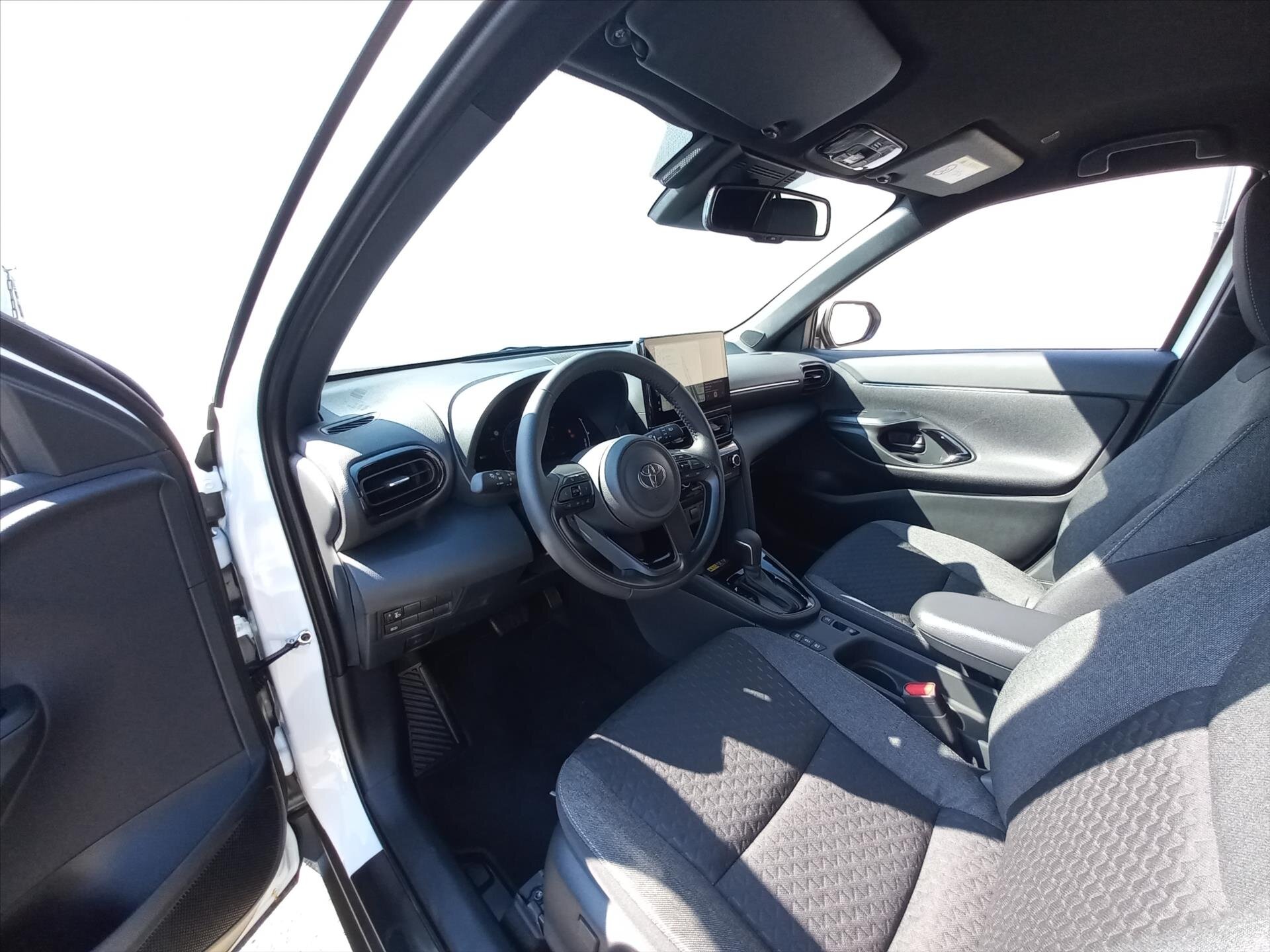 Toyota Yaris Cross SUV / Terénní 1,5 l 68 kw