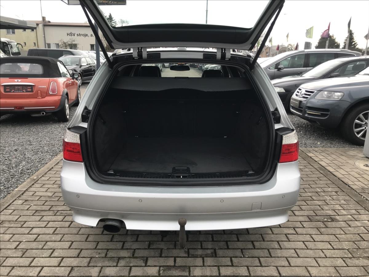 BMW Řada 5 Kombi 2,0 l 120 kw