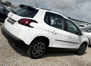 Peugeot 2008 SUV / Terénní 1,2 l 61 kw